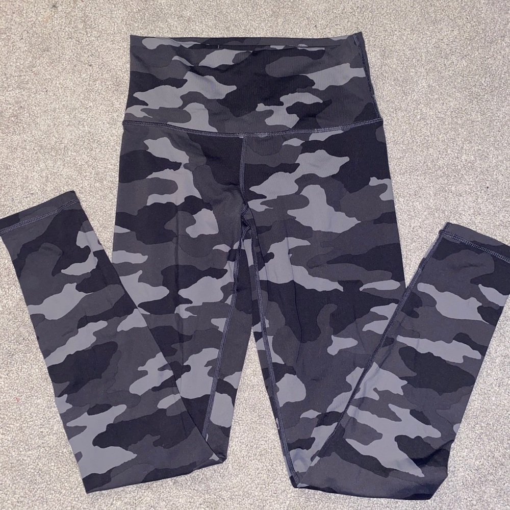 Aerie Camo Leggings
